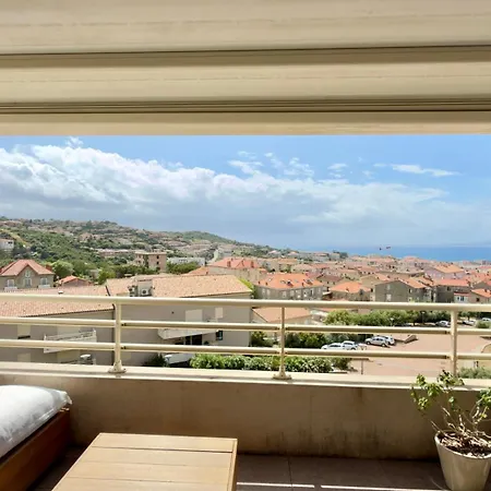 Apartment Magnifique T3 Confort - Centre